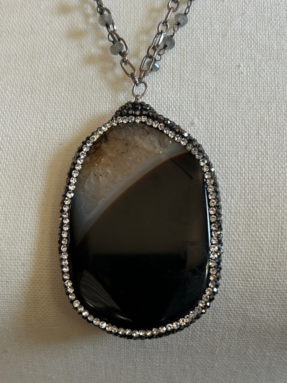 Necklace. - Picture 2 of 8
